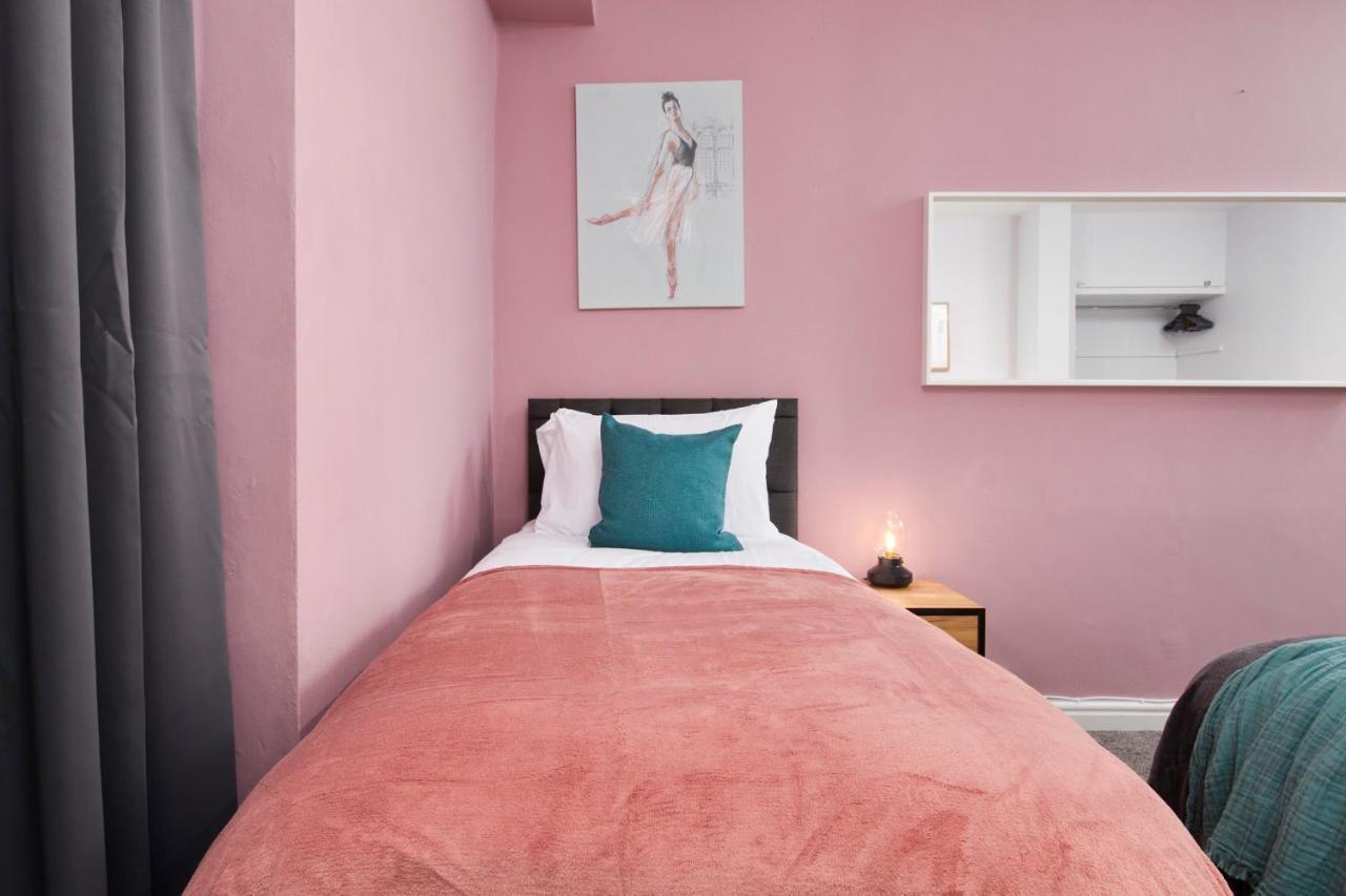 Wonderful Apartment In Bath With Garden - Sleeps 8 Exterior photo